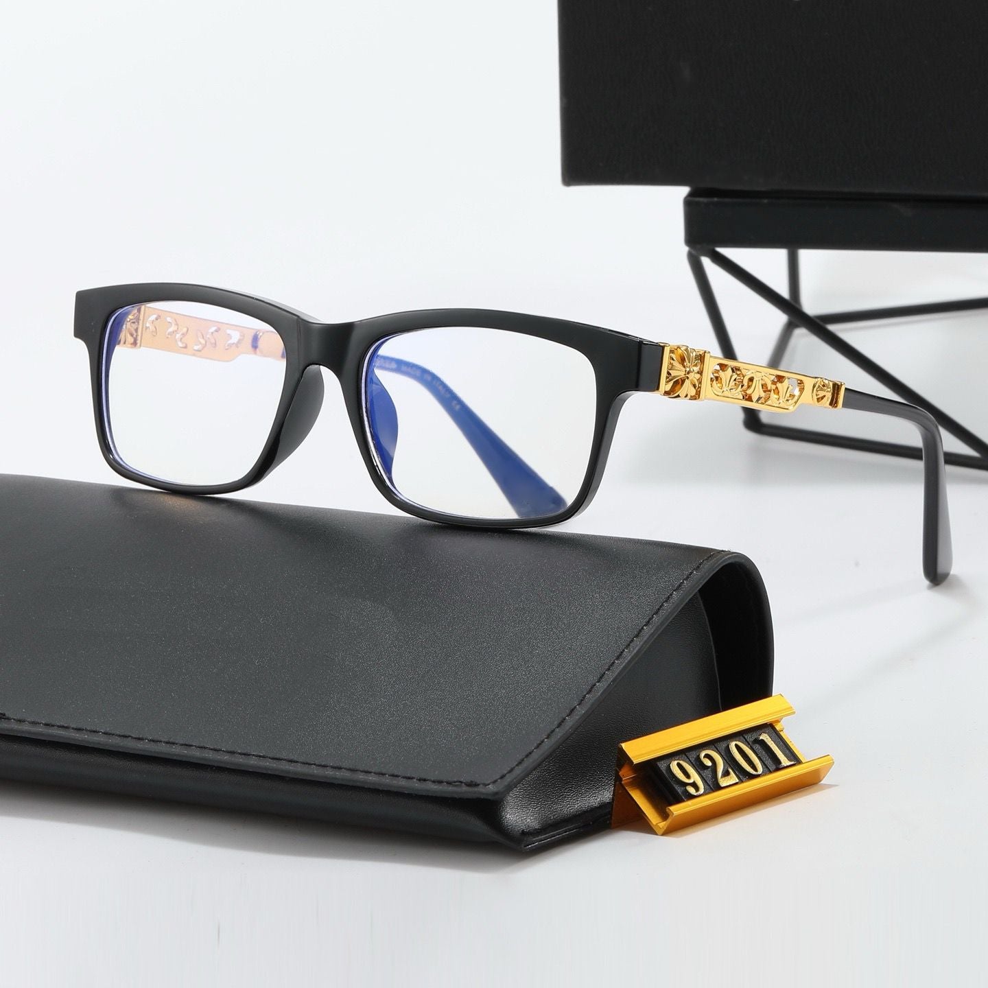 ♱ 𝐄𝐬𝐡𝐮𝐮 𝕮𝖍𝖗𝖔𝖒𝖊 𝐠𝐥𝐚𝐬𝐬𝐞𝐬 ♱