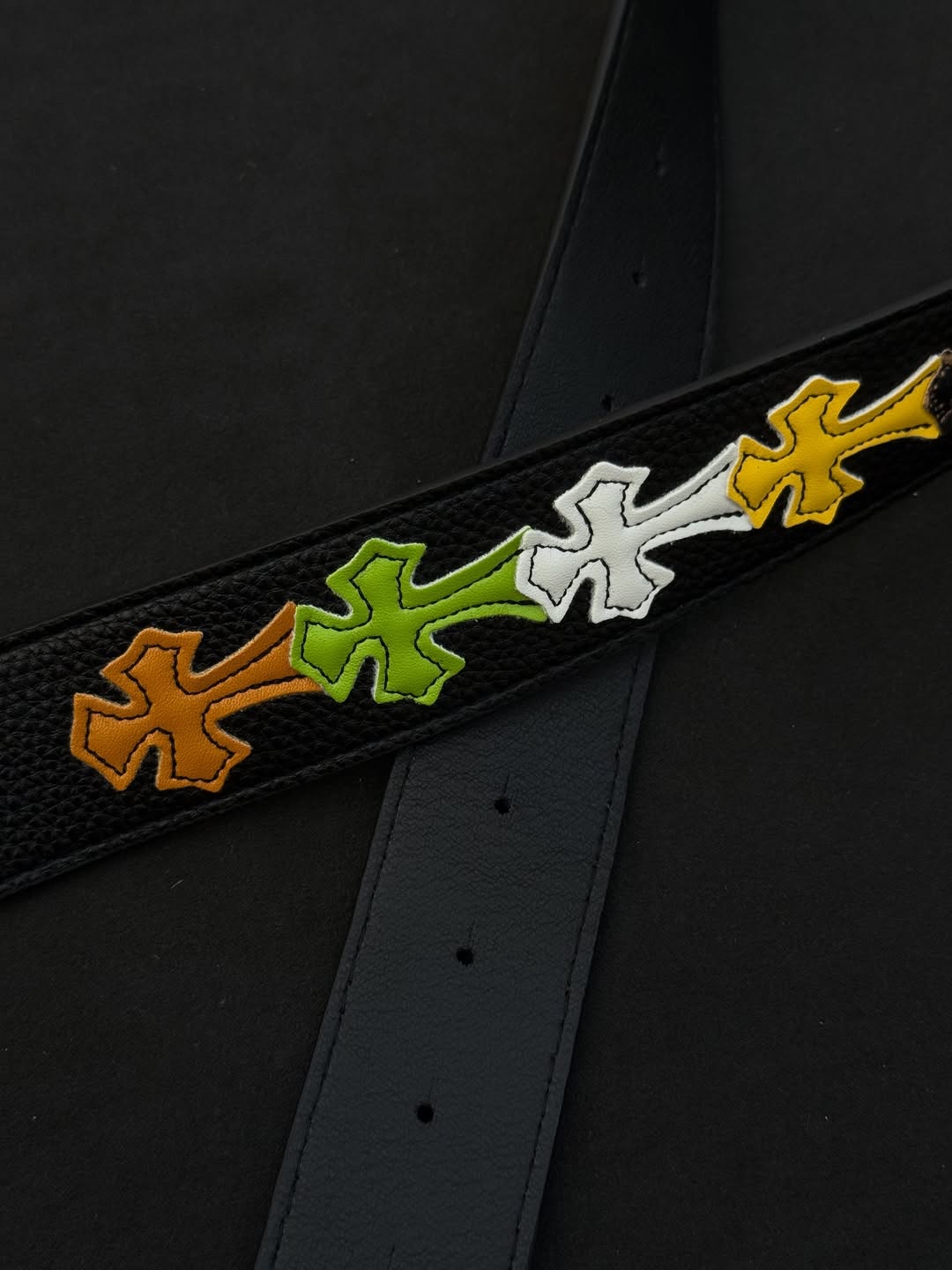 𝕮𝖍𝖗𝖔𝖒𝖊 𝕮𝖗𝖔𝖘𝖘 𝕭𝖊𝖑𝖙