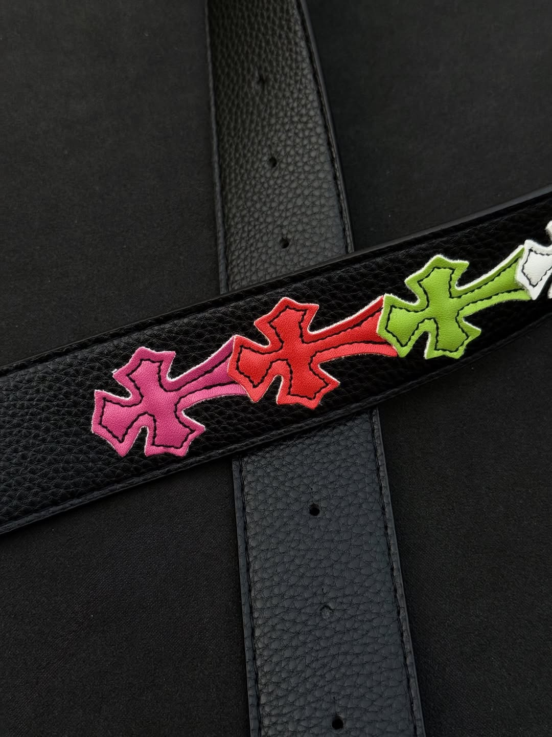 𝕮𝖍𝖗𝖔𝖒𝖊 𝕮𝖗𝖔𝖘𝖘 𝕭𝖊𝖑𝖙